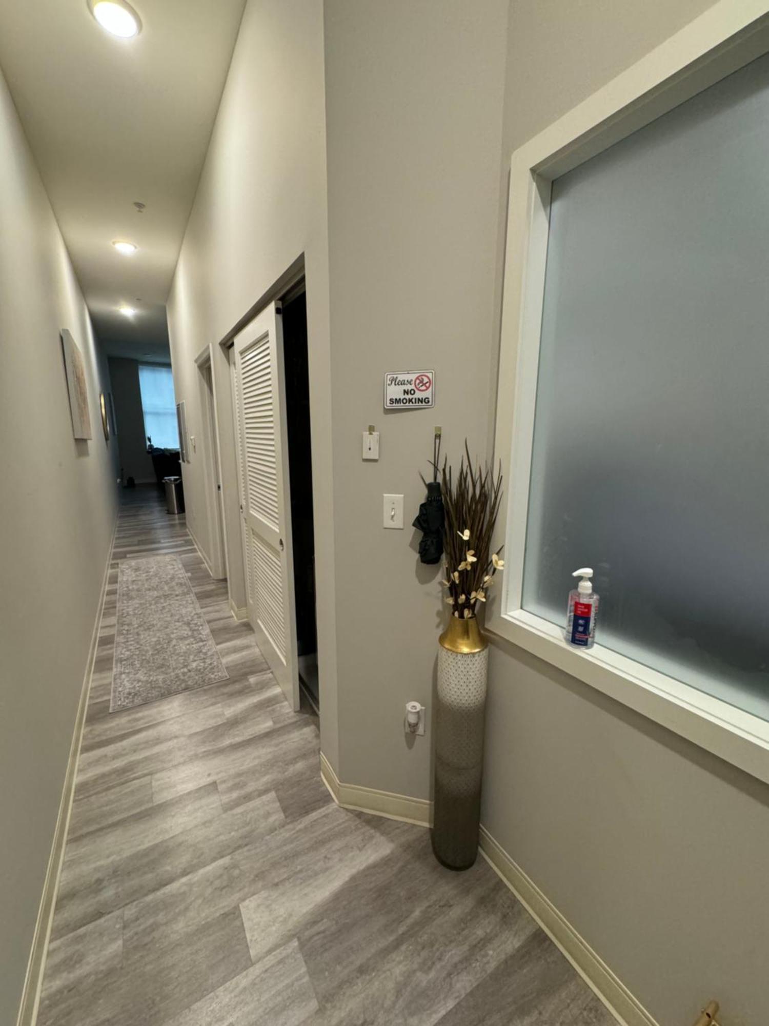 Beautiful Condo/Rooftop Patio With Free Parking Кливленд Экстерьер фото